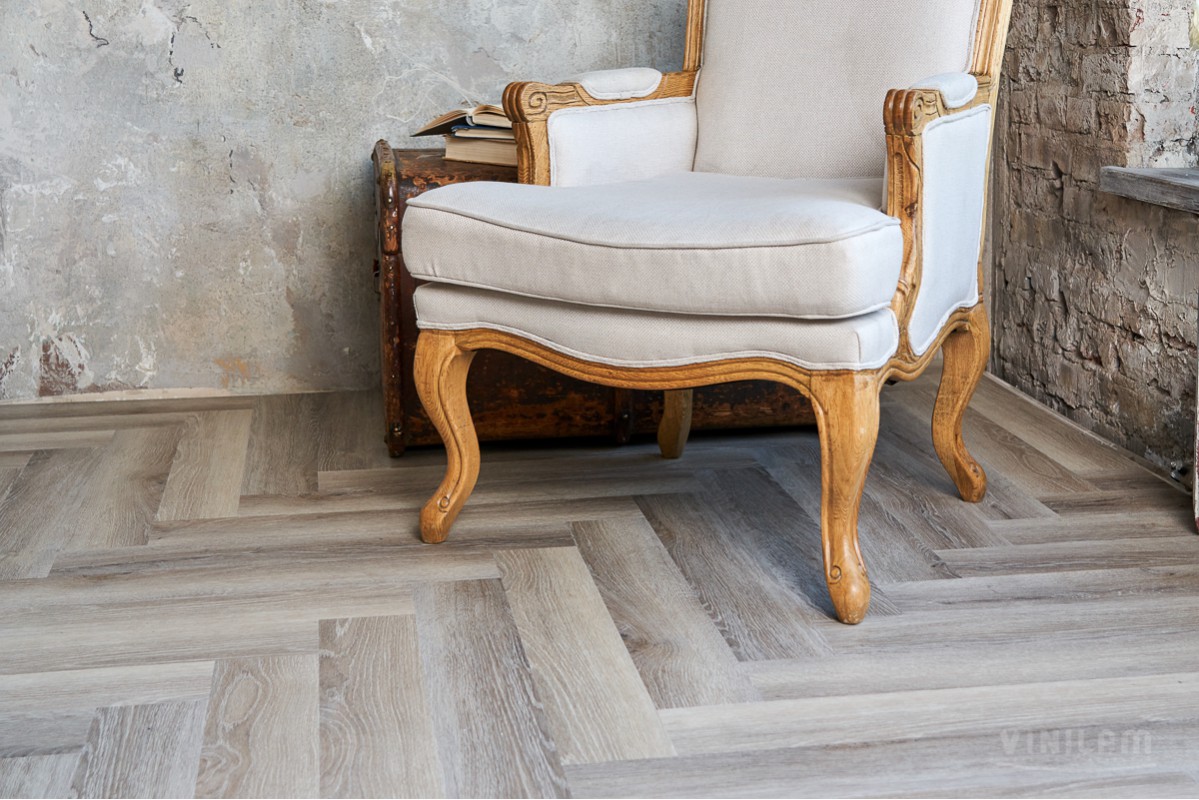 Vinilam LVT Parquet Herringbone IS11122 Паркет Эрмитаж