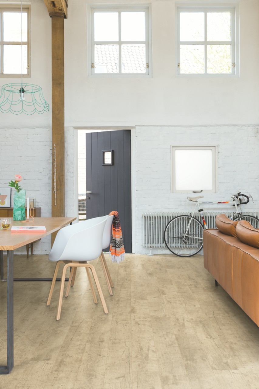 Ламинат Quick Step Perspective Hydro 9/32 (PER 6077) Дуб Почтенный промасленный