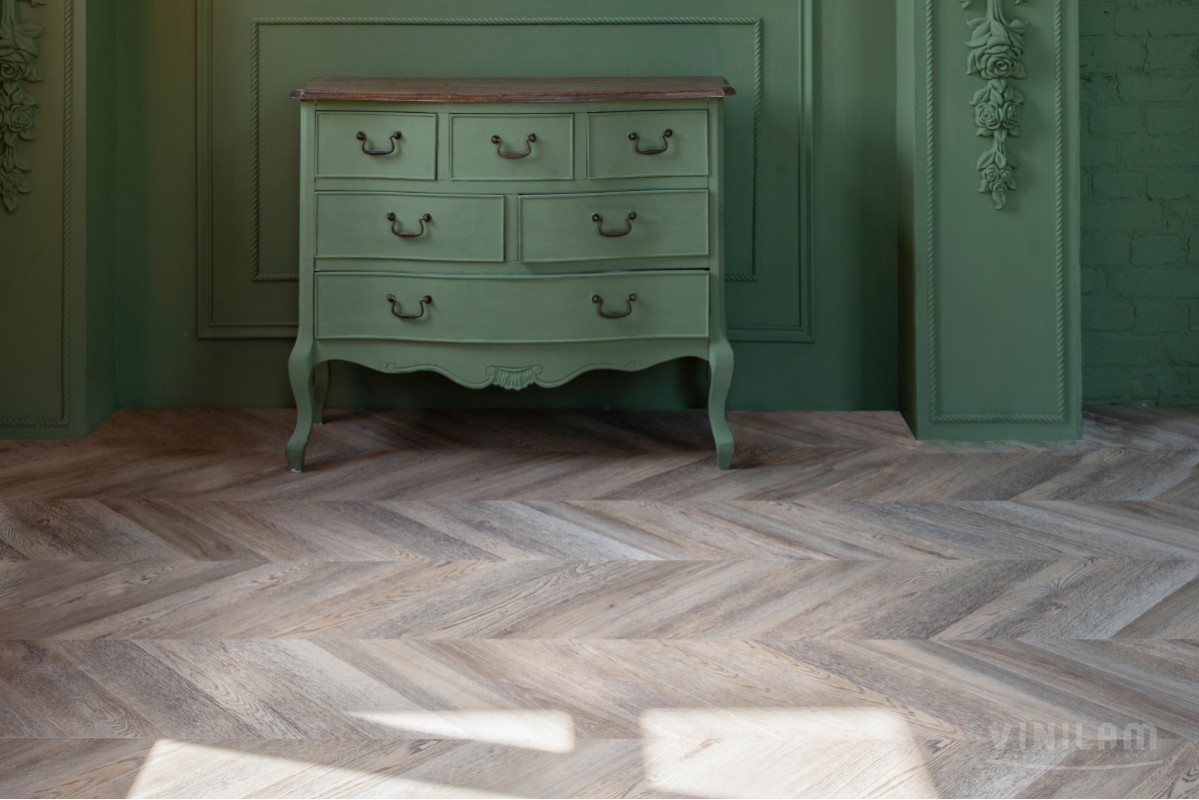Vinilam LVT Parquet Chevron RI153616CL4 Шеврон Шампань