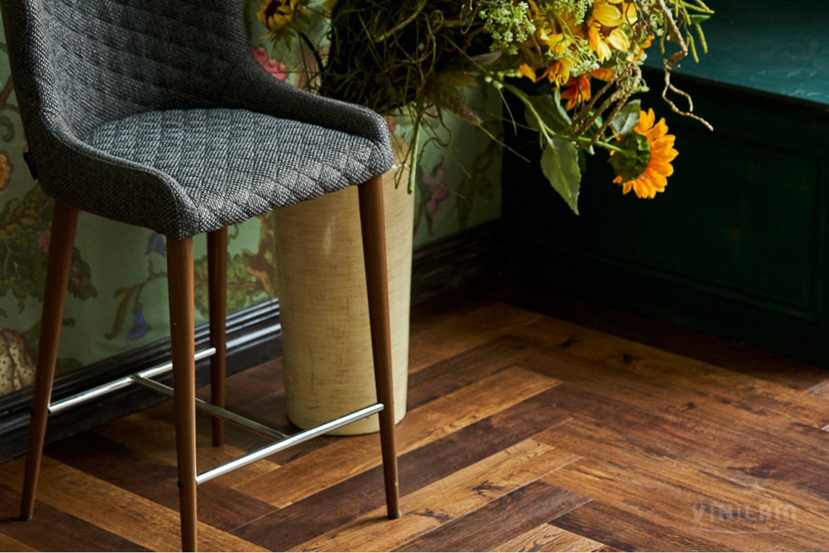 Vinilam LVT Parquet Herringbone IS11155 Паркет Парижский