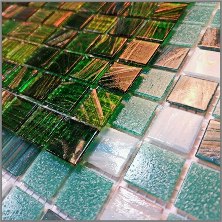 Bonaparte Verde 32,7x32,7x4 (чип 20x20 мм) Мозаика стеклянная, с авантюрином